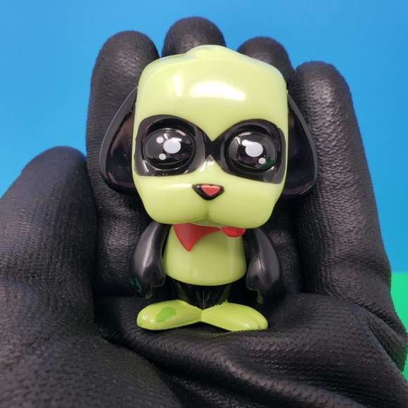 FGTEEV Ultra Mystery Glow In The Dark Oreo Green Dog Figure - Picture 11 of 16